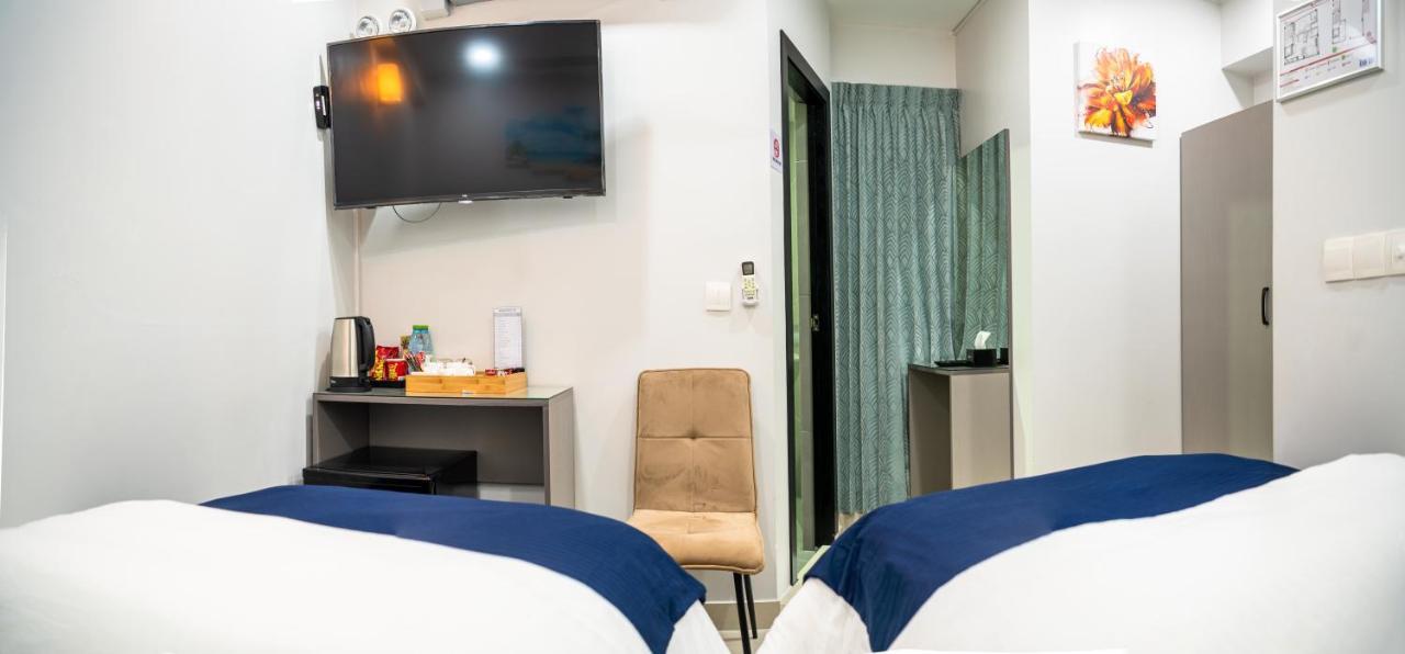 Tour Inn Мале Экстерьер фото