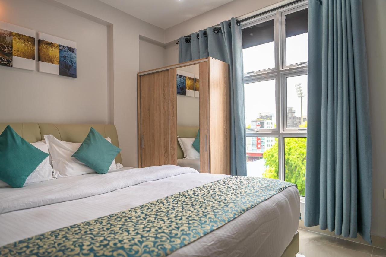 Tour Inn Мале Экстерьер фото