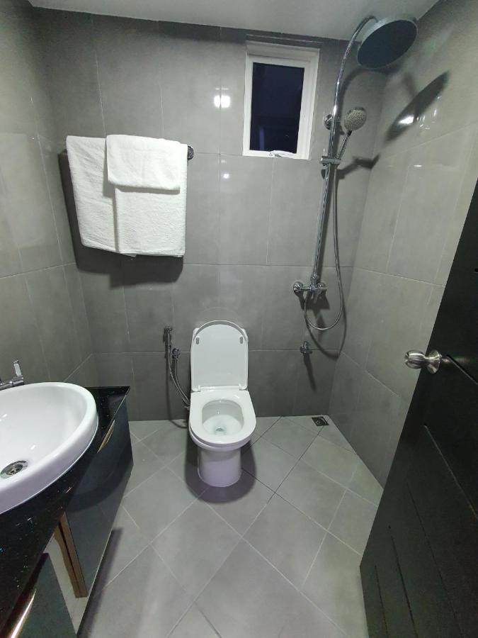 Tour Inn Мале Экстерьер фото